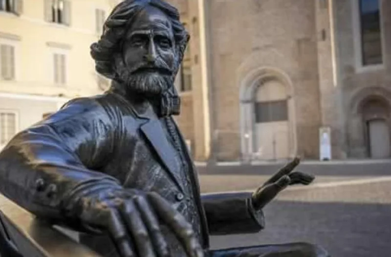Musical and Theatrical Parma Walking Tour